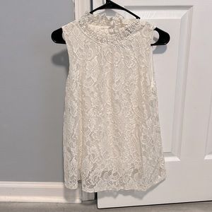Women’s Sleeveless Blouse